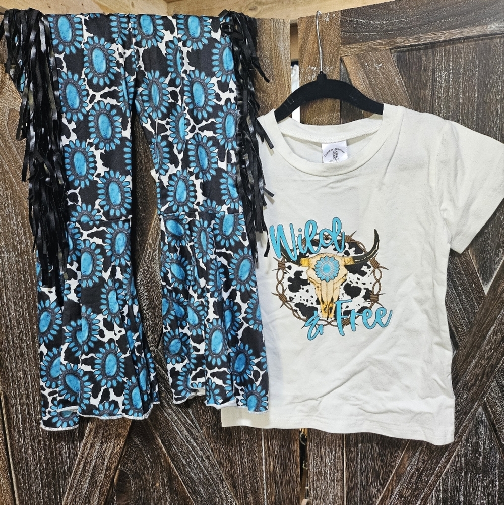 NWT Wild & Free Graphic Tee and Fringe Squash Blossom Pants Set